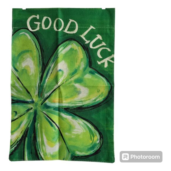 St. Patrick's Day Garden Flag 12x18 Good Luck Shamrock Four Leaf Clover Irish - Picture 2 of 5